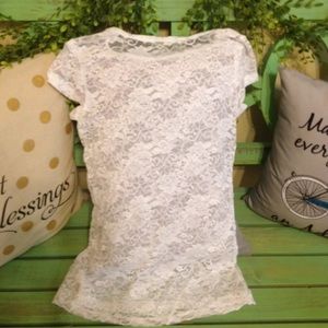 Juniors small white lace short sleeve tee